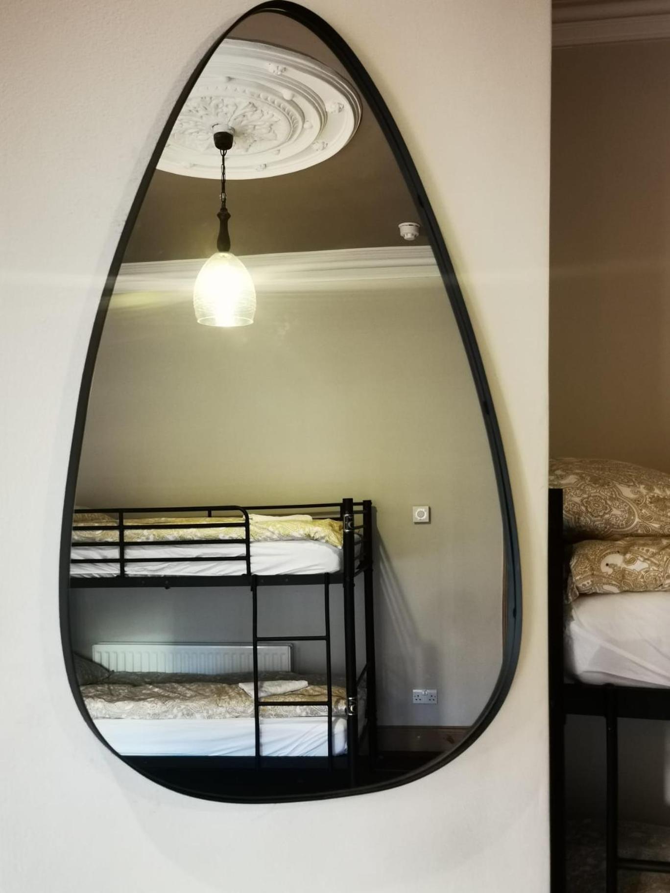 Gr8 Hostel At The Mount Белфаст Экстерьер фото