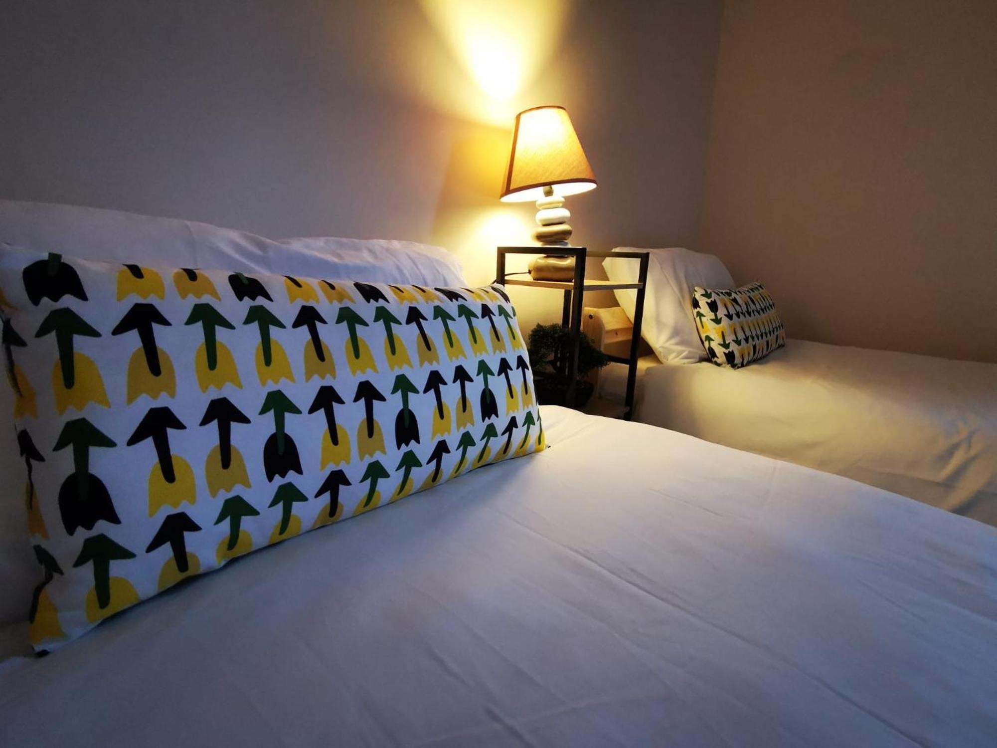 Gr8 Hostel At The Mount Белфаст Экстерьер фото
