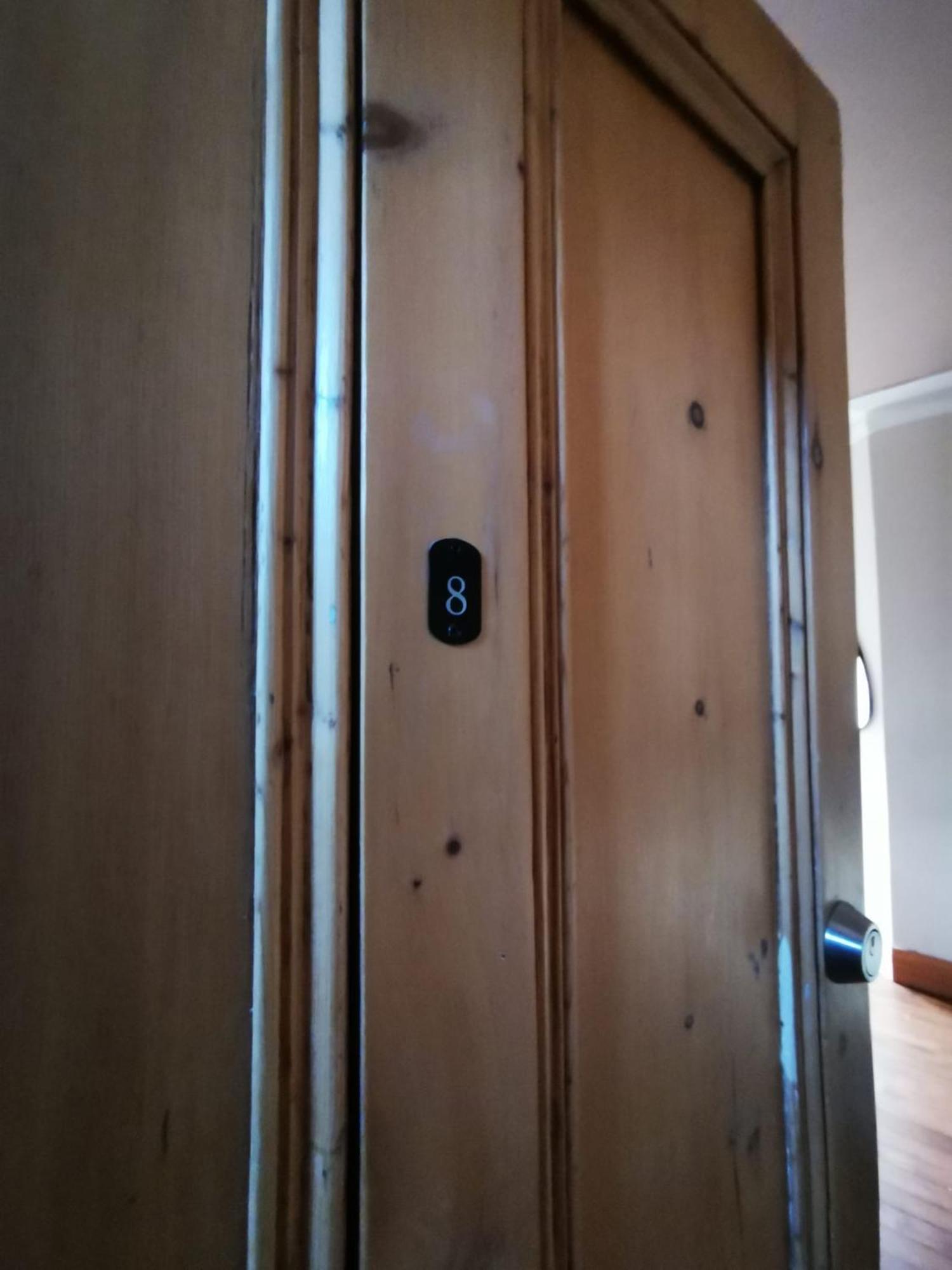Gr8 Hostel At The Mount Белфаст Экстерьер фото